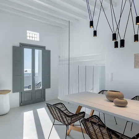 Sealine Villa Tourlos