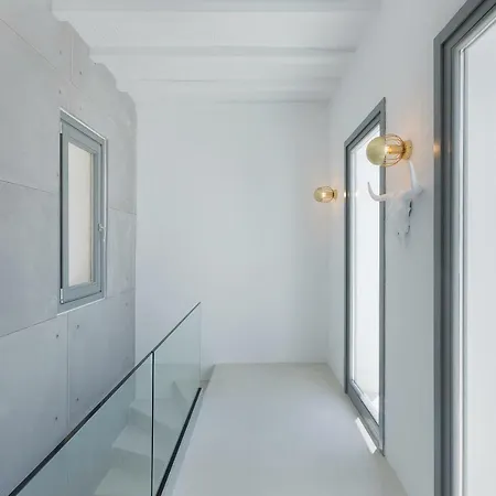 Sealine فيلة تورلوس