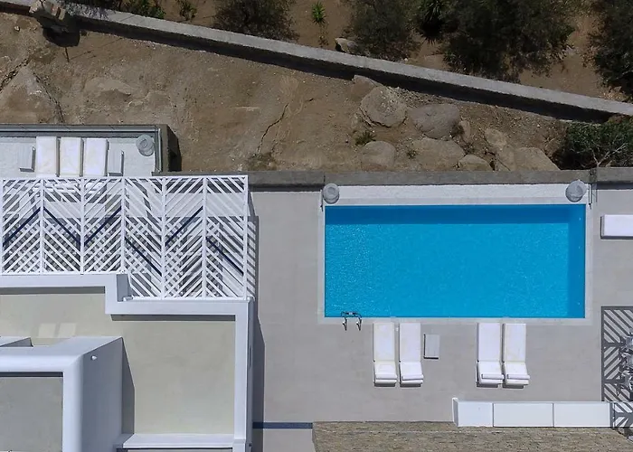 Sealine トゥルロス