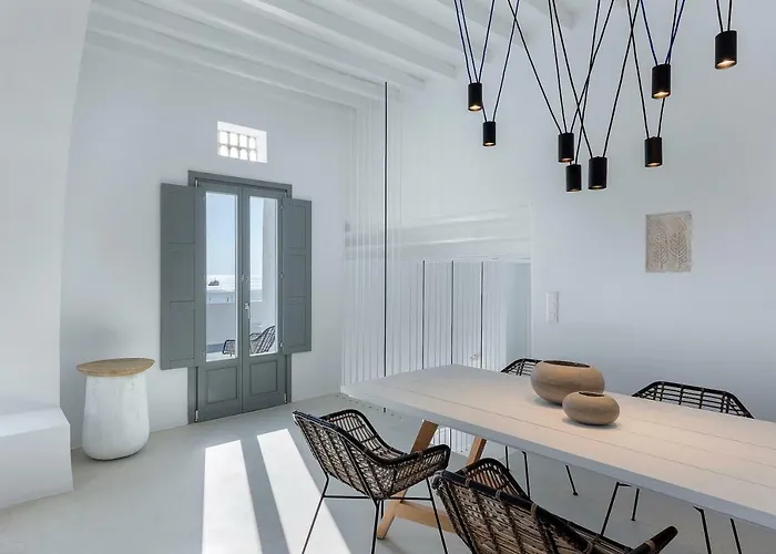 Sealine Villa Tourlos